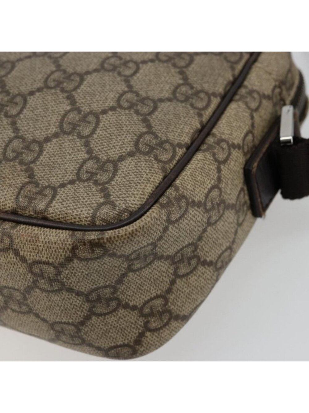 Authentic GUCCI GG Supreme Shoulder Bag PVC Beige Silver 114291 - Picture 4 of 16